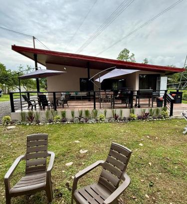 San Rafael House | Chill & Relax in a 11bed 5washroom