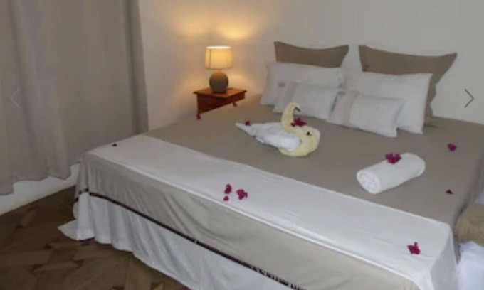 Pointe Aux Piments Villa | Chilled ππ²πΊ