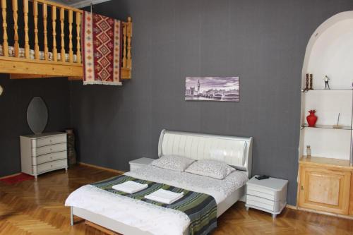 Sololaki Apartment | Chonkadze 11 Flat