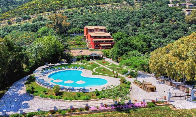 Apraos Apartment | Chrismos Luxury studio 12B Apraos Corfu