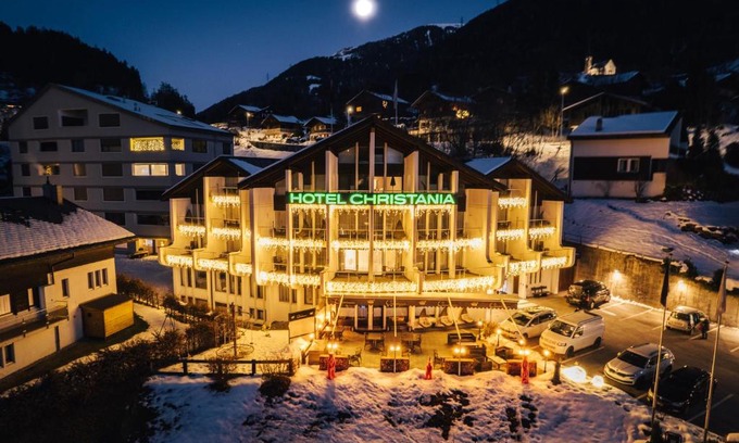 Fiesch Hotel | CHRIStania