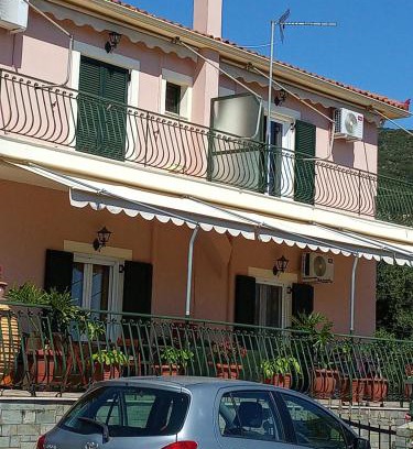 Poulata House | CHRYSPY Toulatos Studios