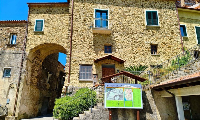 San Mauro Cilento Apartment | Cilento Stone House