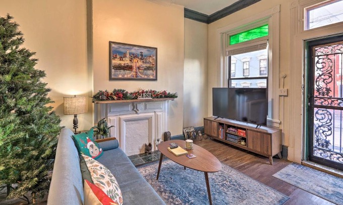 Cincinnati House | Cincinnati Retreat with Patio and Grill!
