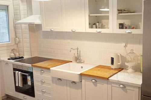 Thessaloniki City Centre Apartment | City Elegance