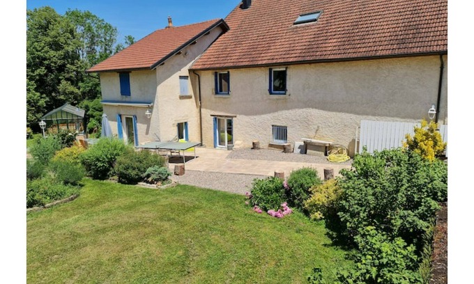 Vallerois-le-Bois House | Clém de Baslieres' farm (sleeps 15)