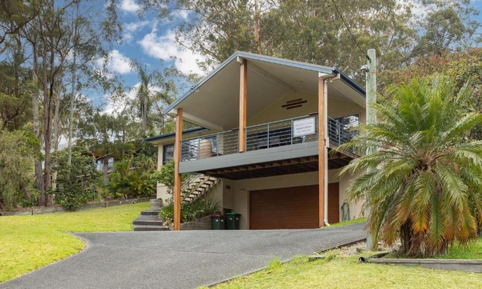 Elizabeth Beach House | Clarabelle Cottage