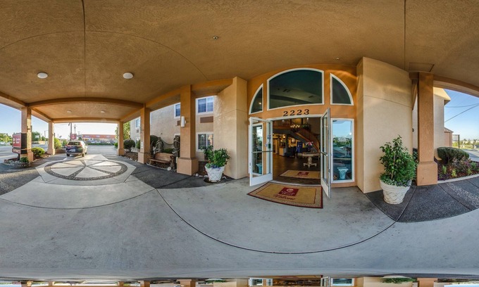 Eureka Hotel | Clarion Hotel By Humboldt Bay