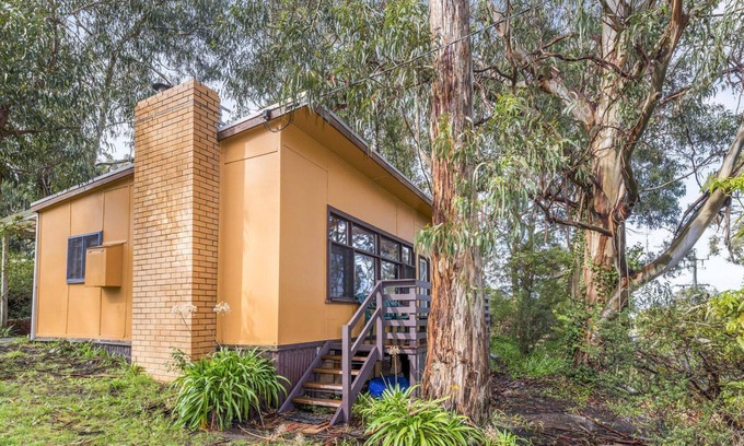 Skenes Creek House | Classic Aussie Beach House - Apollo Bay