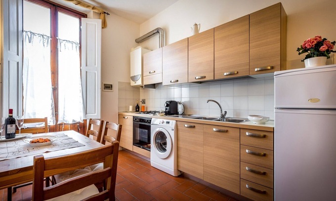 Isolotto Apartment | Classic Tuscany Apartment B by Mmega