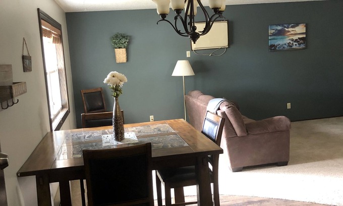 Aberdeen Apartment | Clean and Comfy! 2 Bedrooms!