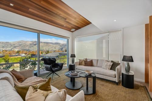 Wanaka House | Clearview Vista - Wanaka Holiday Home