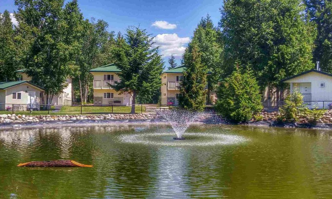 Clearwater Hotel | Clearwater Valley Resort