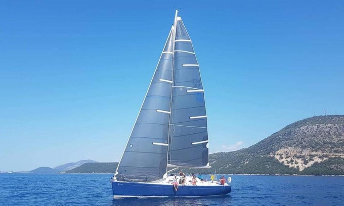 Old Town Boat Rental | Cleopatra Boat Corfu