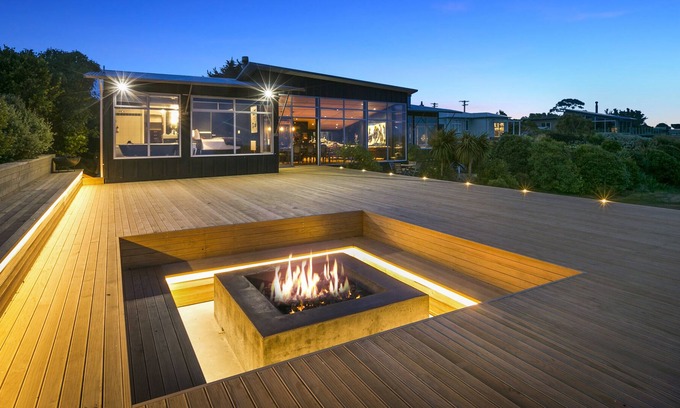 Otago Cottage | CLOUD 9 RETREAT - ABSOLUTE BEACHFRONT HOME, pet friendly in Karitane