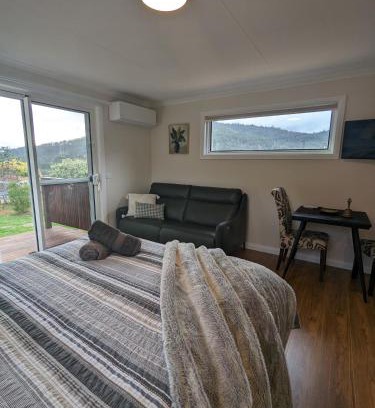 Nicholls Rivulet House | Clover Rise