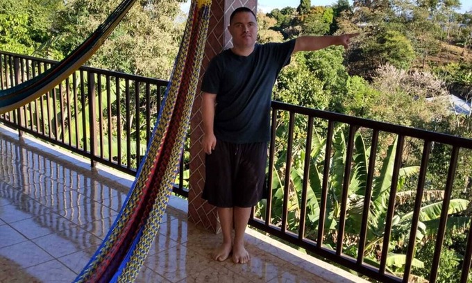 Morazan House | Country village home with excellent view