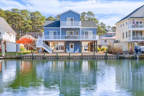 Captain's Cove House | Coastal Crab