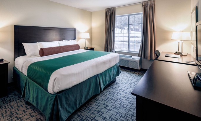 Durand Hotel | Cobblestone Inn & Suites - Durand