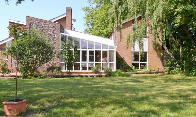 Lakenheath House | Cobden House