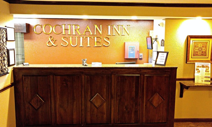 Cochran Hotel | Cochran Inn & Suites