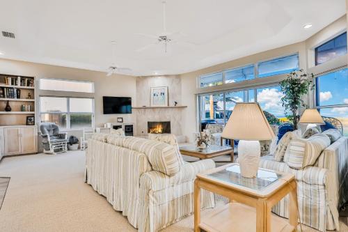 Cocoa Beach House | Cocoa Mansion