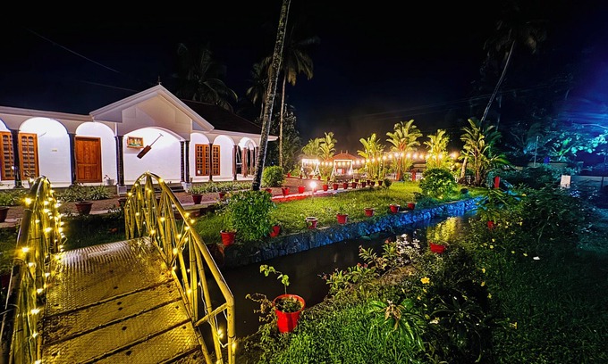 Kumarakom Bed & Breakfast | Coconut Creek Homestay