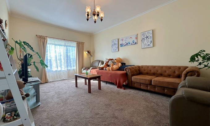 Hobart House | Coleman Comfort Hub - close to City&Air port