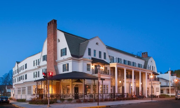 Hamilton Hotel | Colgate Inn