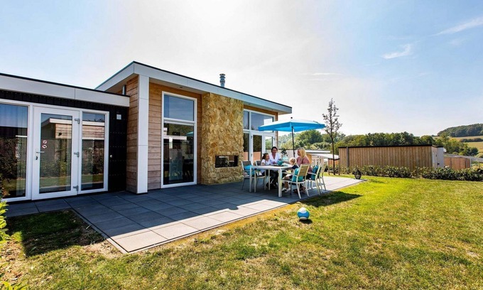 Strucht Ski Chalet | ✓ Collosseo at Residence Valkenburg ✓ Holiday home for 4 persons ✓ Located in Valkenburg (Schin op Geul) ✓ Holiday resort in South Limburg, near Maastricht ✓ Book directly at the resort