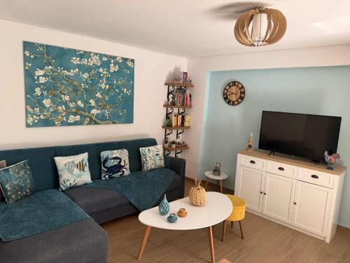 Minoa Pediada Apartment | Colorful House Tsoutsouras