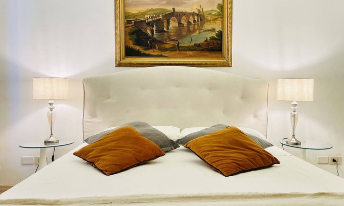 Monti Apartment | *COLOSSEUM STYLISH APARTMENT*