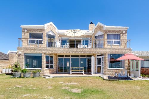 Struisbaai House | Colours of the Sea - Main house