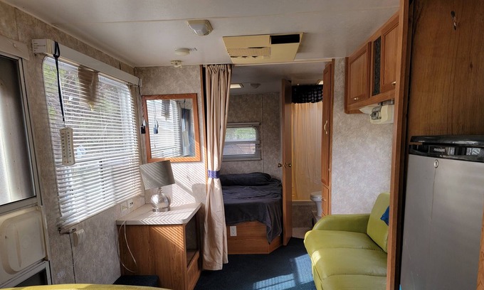 Show Low House | Come and experience camping at 6.300 feet and stay in our RV!