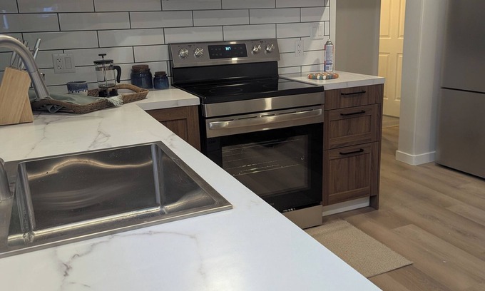 Jasper Apartment | Come On Inn-recently renovated basement suite.