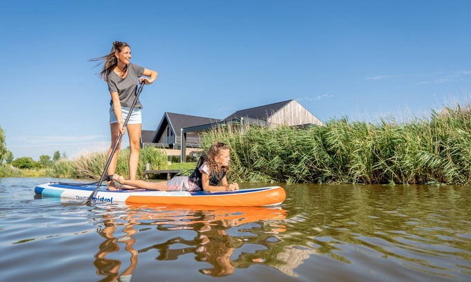 Witmarsum House | Comfort 6-person residence in the holiday park Landal Elfstedenhart