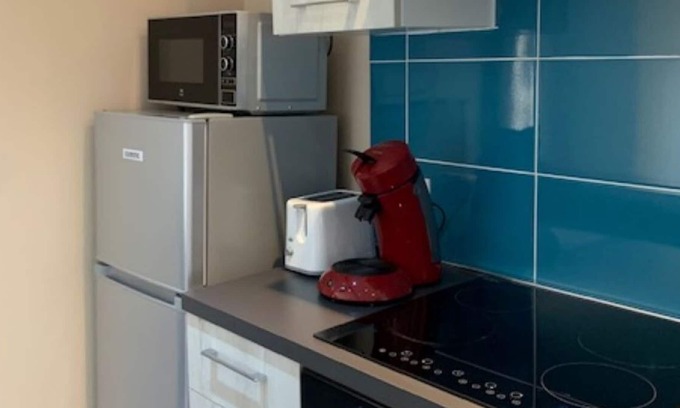 La Guerche-sur-l'Aubois Apartment | Comfortable 2 bedroom apartment in the city center.