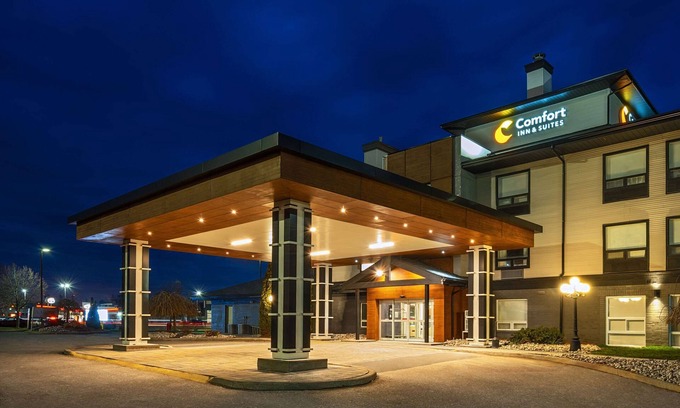 Ingersoll Hotel | Comfort Inn and Suites Ingersoll