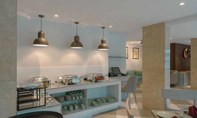 Corlim Hotel | Comfort Inn Elite Goa