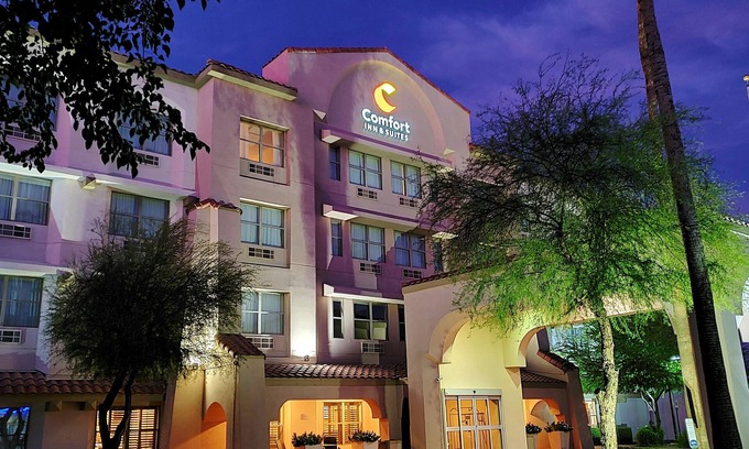 Tempe Hotel | Comfort Inn & Suites Tempe Phoenix Sky Harbor Airport