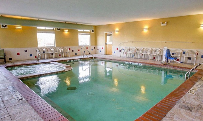 Brenham Hotel | Comfort Suites Brenham