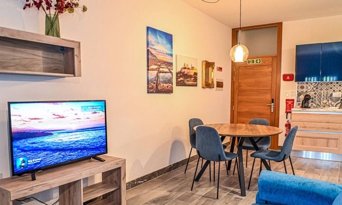 Kalkara Apartment | Comfortable Apartment at Level 2 overlooking Kalkara Creek