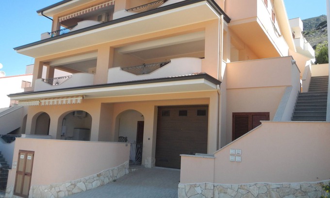 Buggerru Apartment | Comfortable apartment in Buggerru