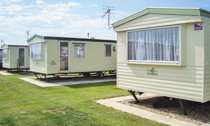 Mablethorpe and Sutton House | Comfortable caravan with one double and one twin.