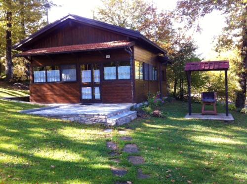 Ventasso Ski Chalet | Comfortable Chalet in Giarola with Mountain View