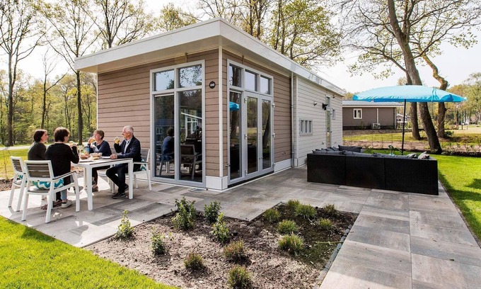 Beekbergen-Zuid Ski Chalet | Comfortable chalet near the Veluwe