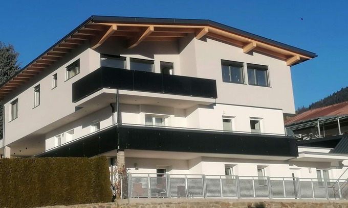 Iselsberg-Stronach Apartment | Comfortable holiday flat with a dream view