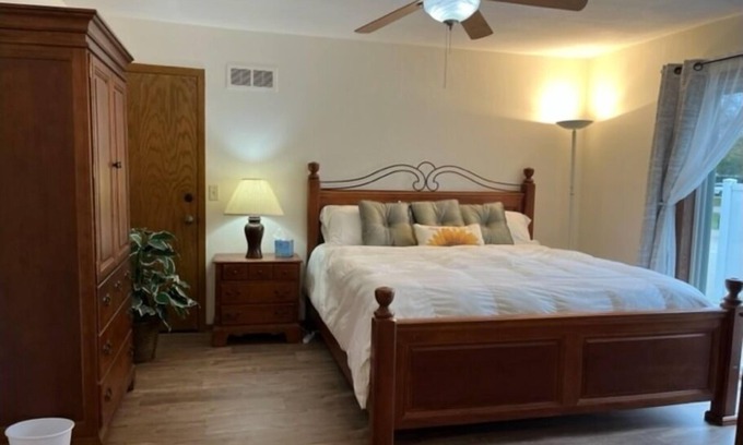 Afton Apartment | Comfortable Homey Private Entrance Suite with King Bed and Coffee/Work area.