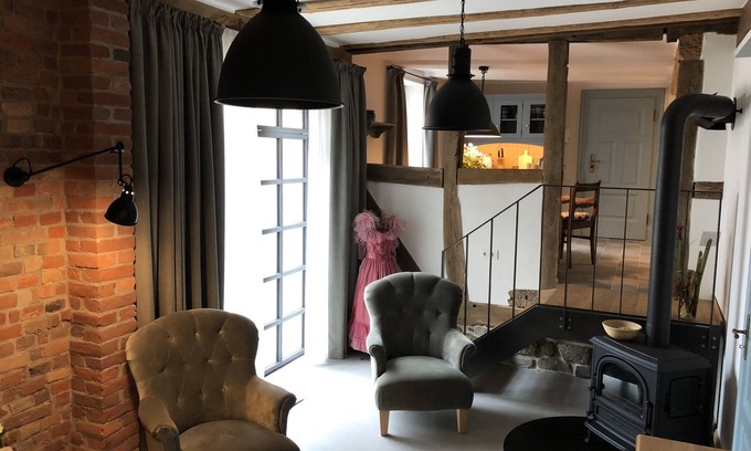 Bad Wilhelmshoehe Apartment | Comfortable, quiet, central: boutique apartment near a mountain park and ICE train station