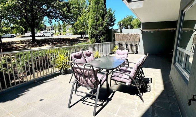 Braddon Apartment | Comfortable & Spacious -2bd 2bth